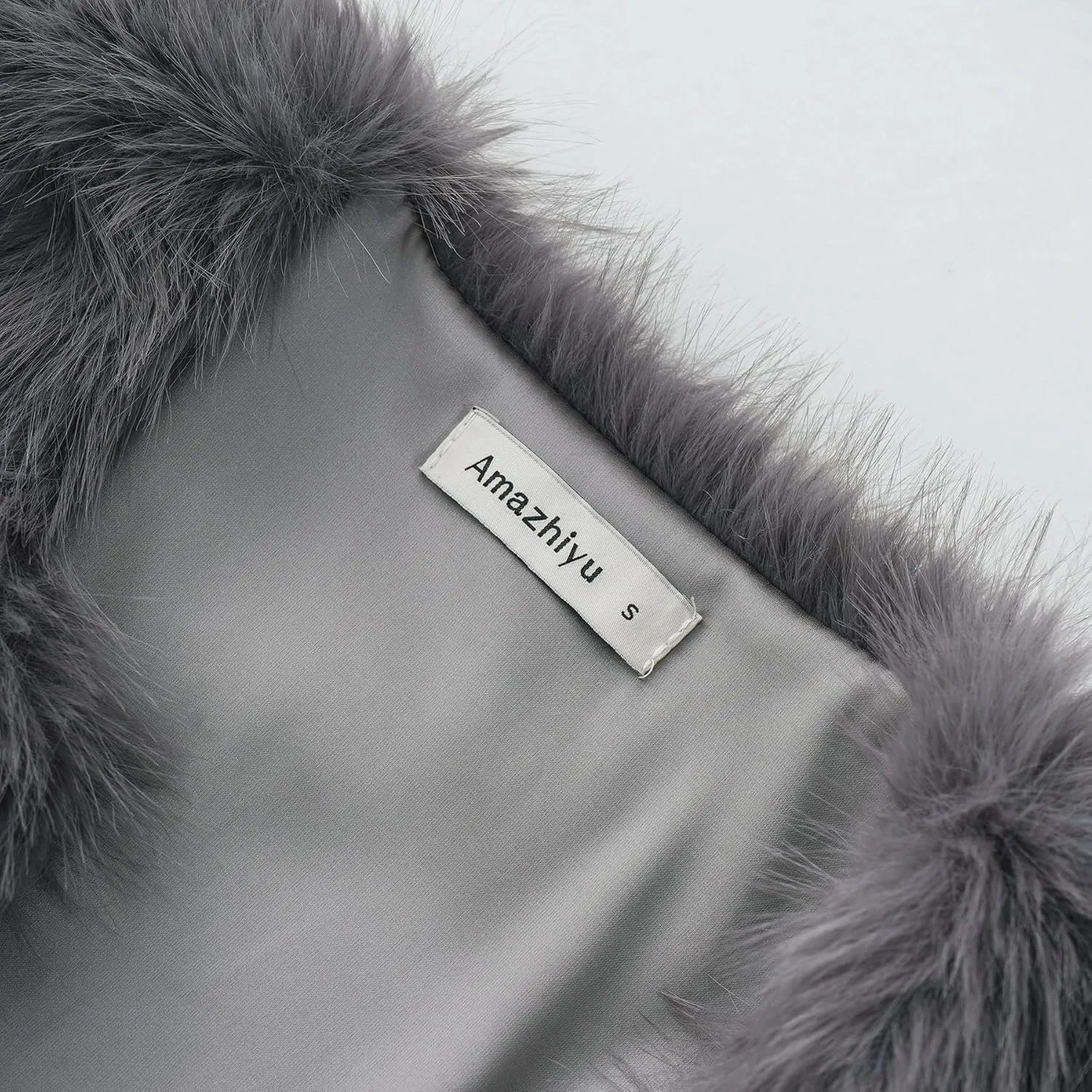 Amazhiyu Women's Faux Fur Cropped Coat Long Sleeve Open Front Winter Jacket