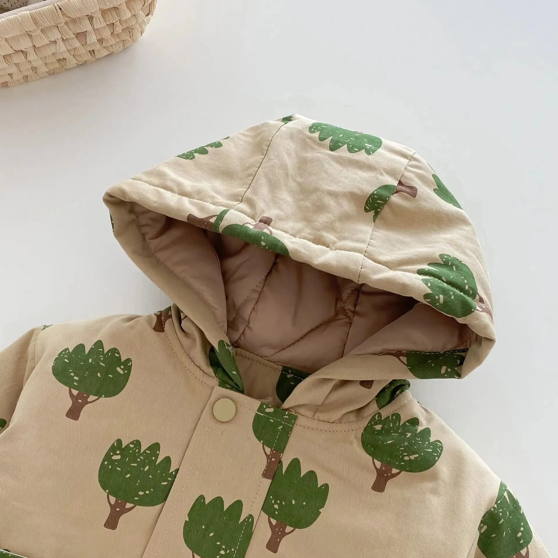 Insulated Winter Jacket with Hood and Tree Print Design